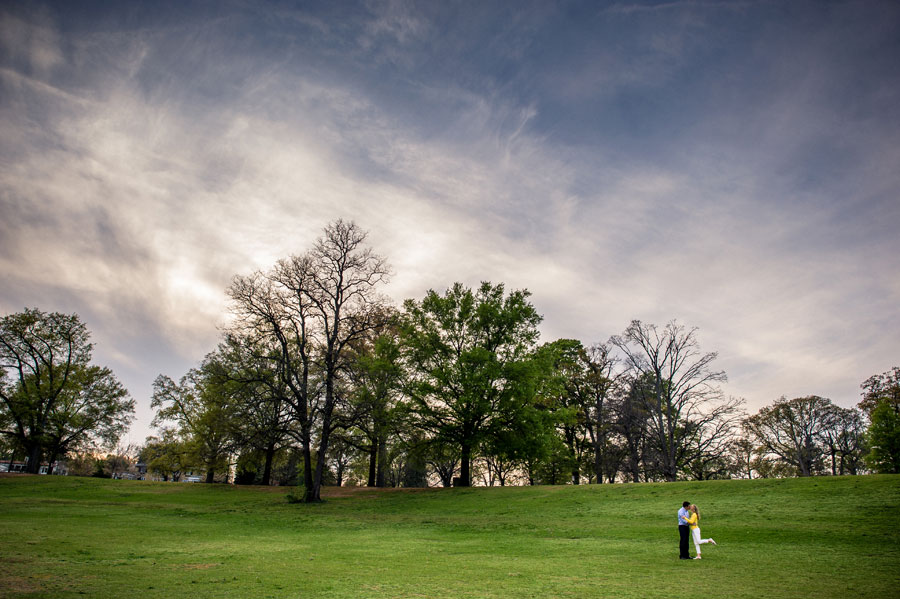 Beautiful Engagement Photo at Dusk in Byrd Park, Richmond Virginia