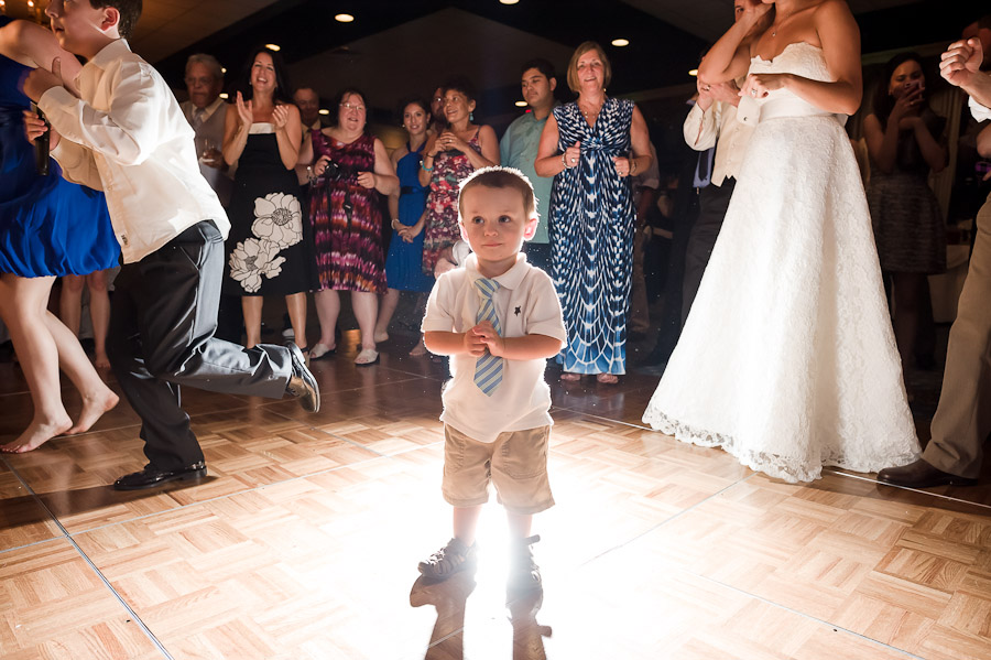 Fun wedding moments with kids