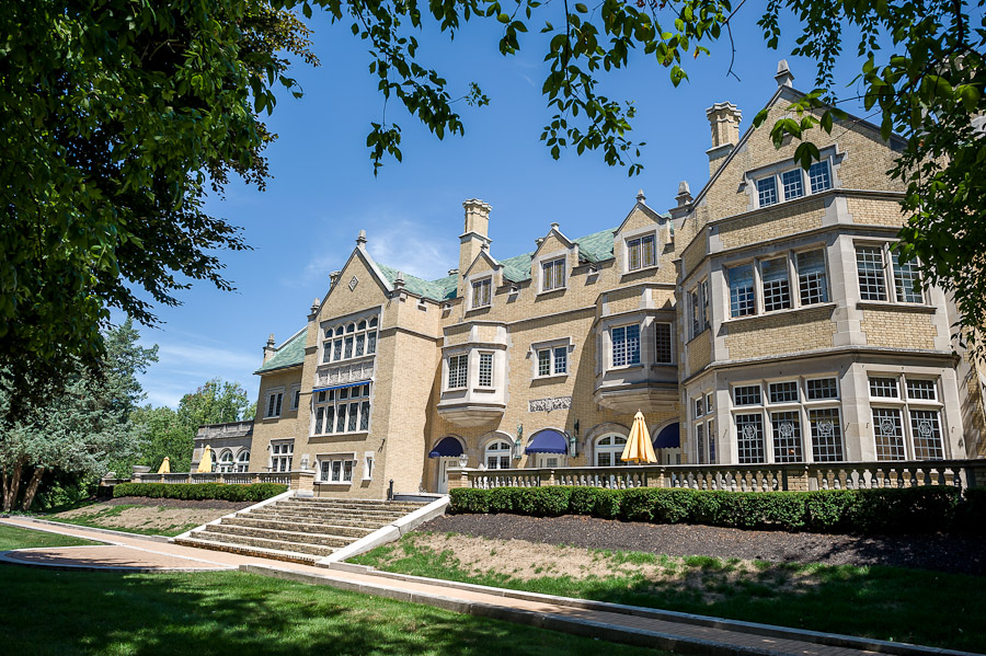 Gorgeous Laurel Hall summer wedding