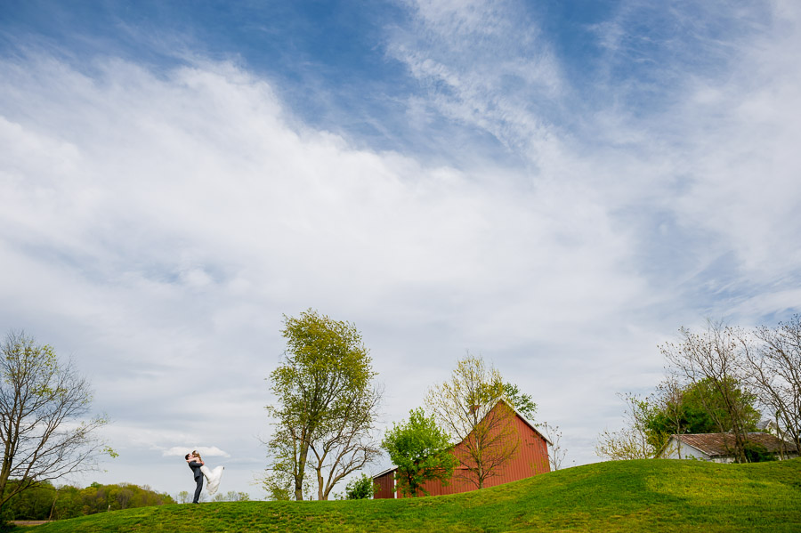 bright, fun, minimalist epic wedding portrait in Indianapolis Indiana