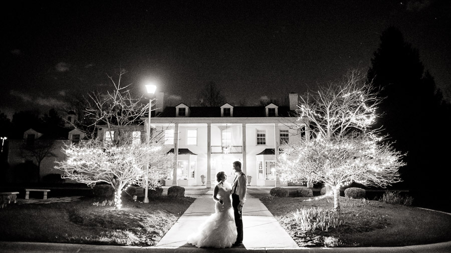 Indianapolis-Landmarks-Center-Wedding-Oak-Hill-Mansion-Hannah-Nathan-20